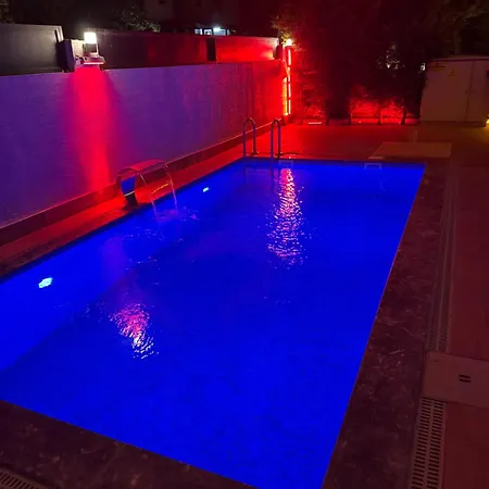 Luxury With Private Pool Garden View In