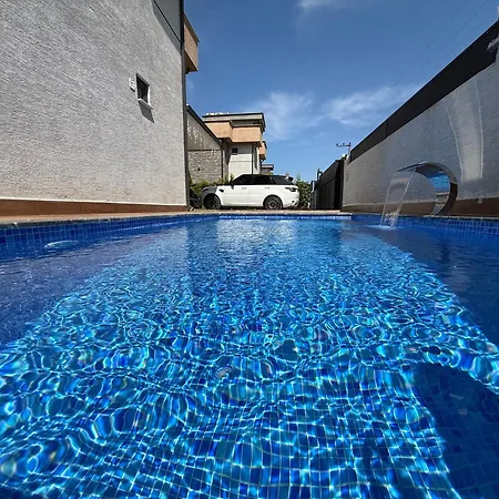 Villa Luxury With Private Pool Garden View In Sapanca