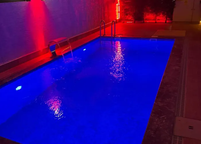 Luxury With Private Pool Garden View In