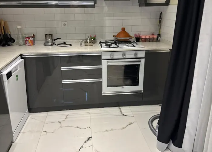 Luxury With Private Pool Garden View In Villa Sapanca