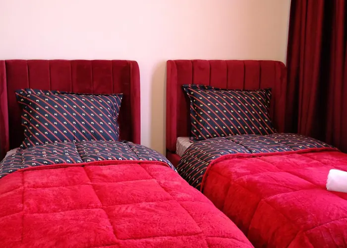 Villa Luxury With Private Pool Garden View In Sapanca